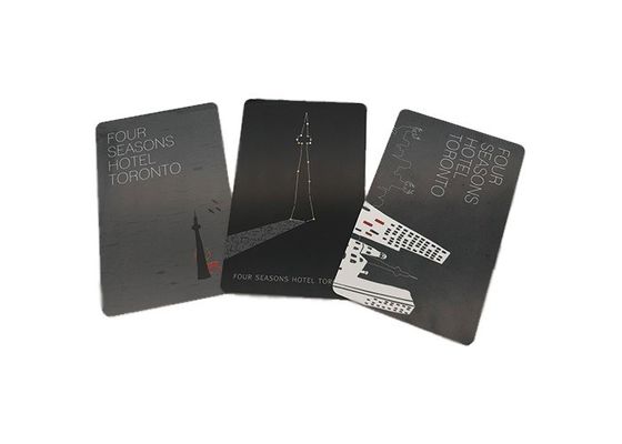 Tarjetas de llave RFID de plástico personalizado de hoteles Tarjetas de identificación en blanco Puerta de acceso 0,8 mm-0,9 mm de espesor