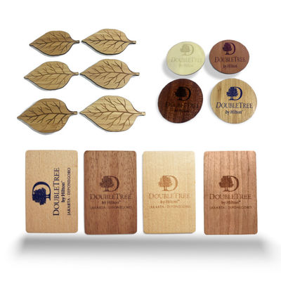 Control de acceso de tarjetas clave de hoteles de madera RFID con acabado mate o brillante ISO14443A