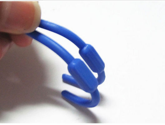 Etiquetas inteligentes Uhf RFID para ropa de lavado Etiquetas RFID de silicona para prendas de vestir Resistencia al agua