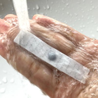 Etiqueta de lavandería RFID de sello térmico lavable con identificación a larga distancia