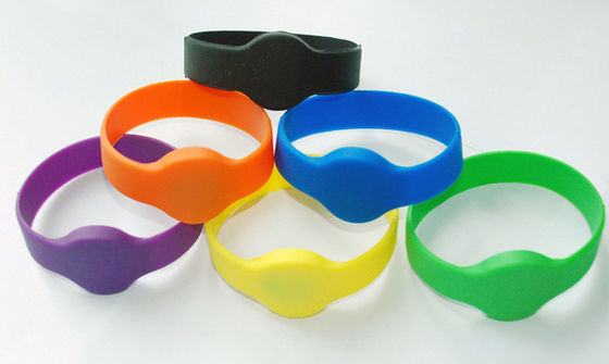 Pulsera con chip ultraligero de silicona RFID 85.5x54mm, Brazalete RFID para eventos